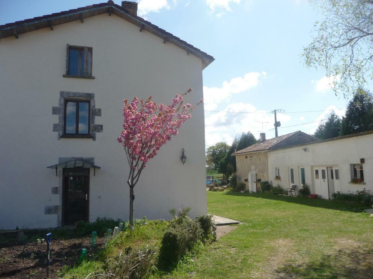 Le Vieux Couvent Deviat Exterior foto